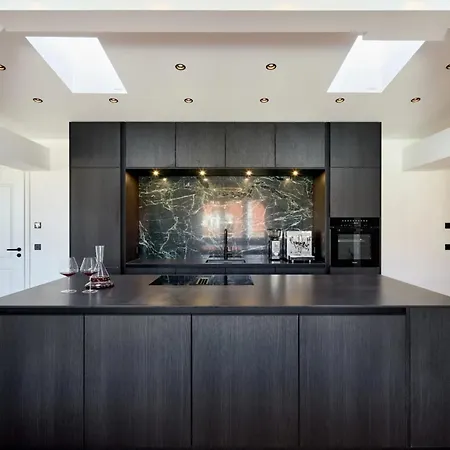 Luxury Family 3 Bedrooms & Views